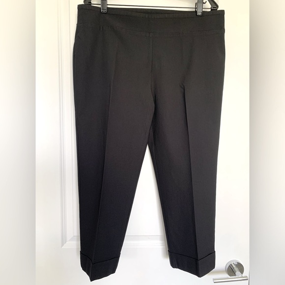 Soft Works Black Pull On Crop Pants Stretch with cuffs at the bottom - Picture 1 of 5